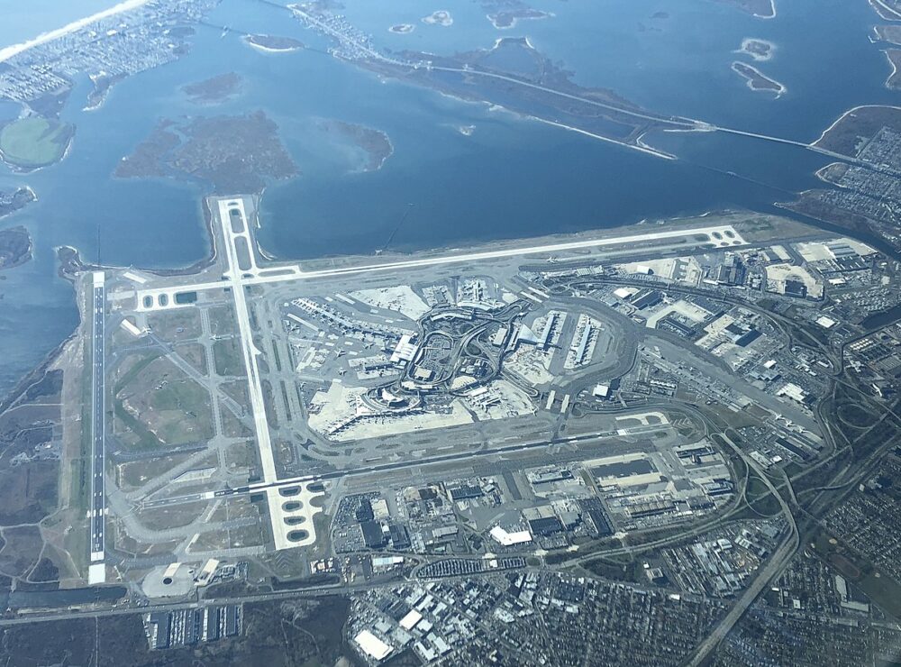 Bagaglio smarrito aeroporti New York JFK o Newark? Ecco come ottenere il rimborso